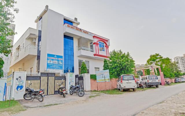 OYO 61038 Kesar Mairrage Garden and Guest House