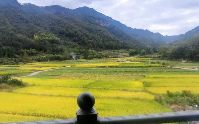 Xianju Stomping Songs Homestay