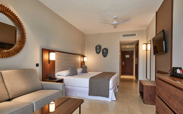 Hotel Riu Jambo
