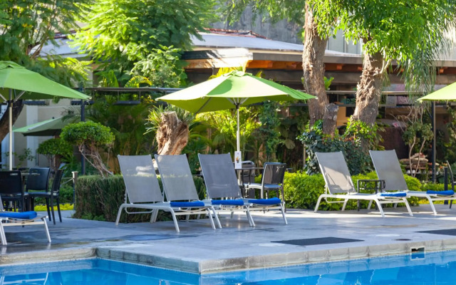 Plaza Camelinas Hotel