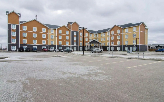 Suburban Extended Stay Hotel Estevan