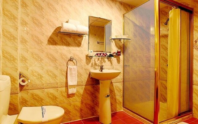 Boss Hotel 2