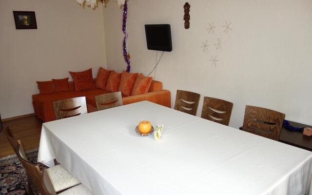 Borani Guest House