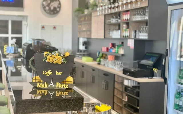 Hostel Mali Pariz