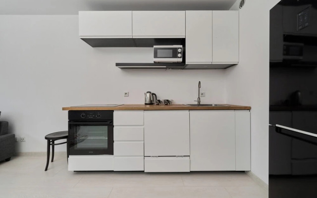 Apartment Dmowskiego by Renters