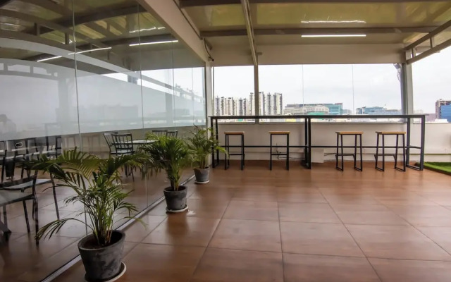 Housr 43 Gachibowli Near DLF Cybercity