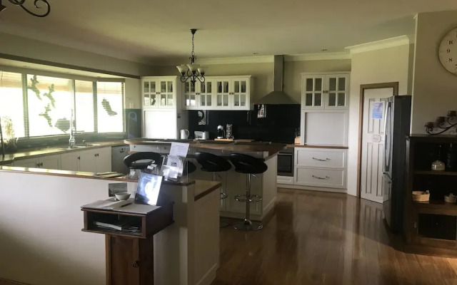 Atina Rocks Country Homestead