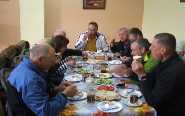 Hammodeh Hotel