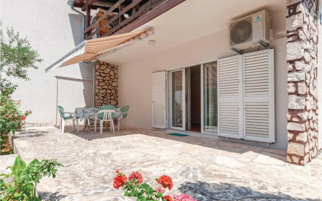 Two-Bedroom Apartment in Jadrija