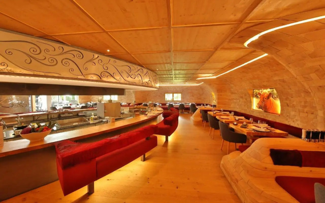 Mawell Resort