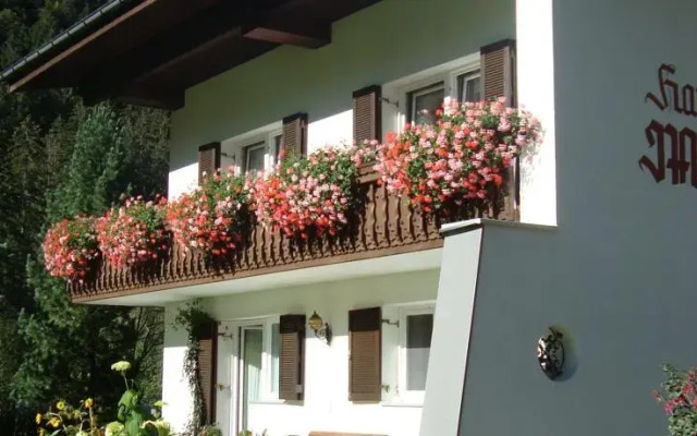 Haus Muster
