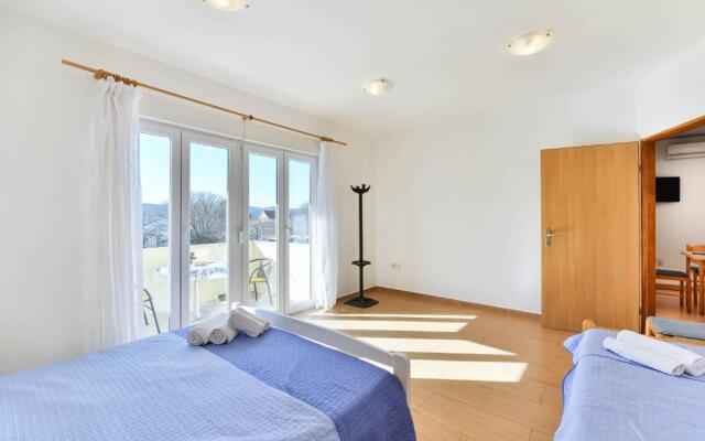 Apartments Adria