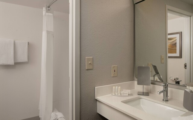 Courtyard Baton Rouge Siegen Lane