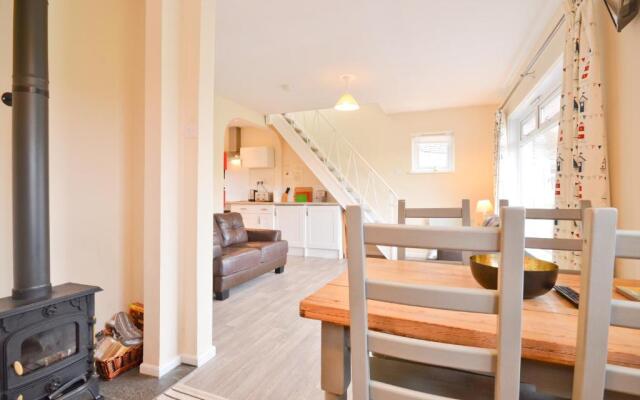 17 Tollgate Cottages