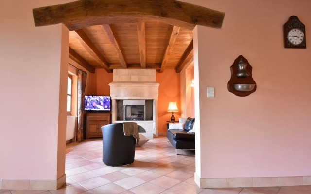 Luxurious Holiday Home in Domme with Swimming Pool