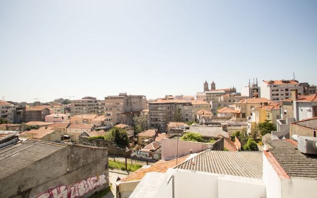 Bonjardim Apartments by Porto City Hosts