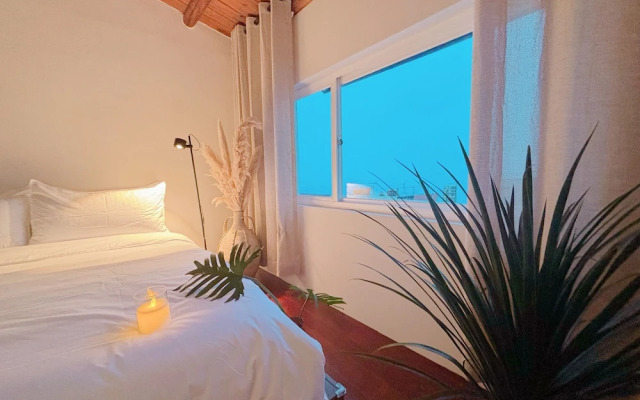 Moonlight Home Stay  For 2-12 persons