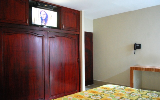Hostal Sky