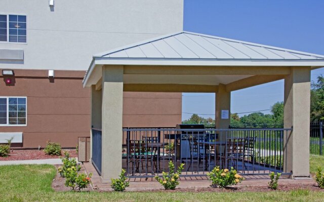 Candlewood Suites Hotel Texas City, an IHG Hotel