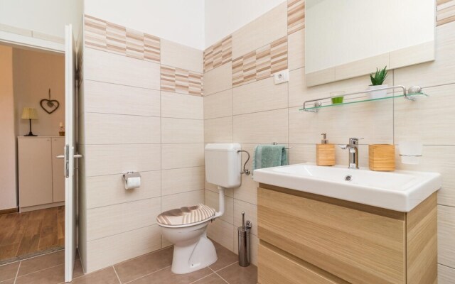 Amazing Home in Pula With Wifi and 2 Bedrooms