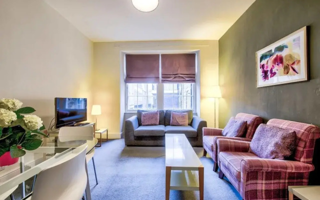 JOIVY Perfect Location! - Stylish & Cosy Rose St Apt