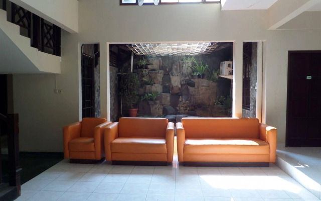 Emdi House Timoho