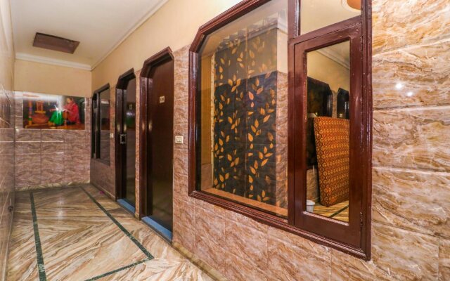 Punjab Hotel By OYO Rooms