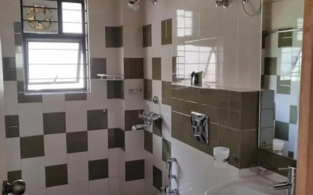 Sha Ri Loum Homestay