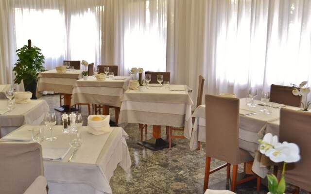 Hotel Mirelia