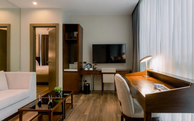 The Henry Hotel Roost Bacolod