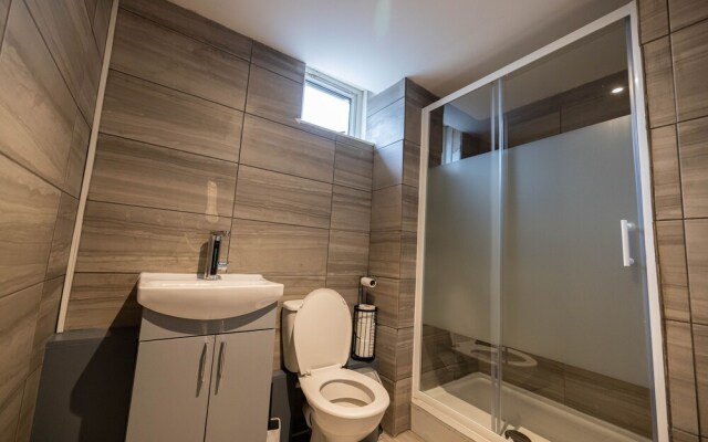 3 Bedrooms-8guests-babycot-15mintopepys-freeparkg