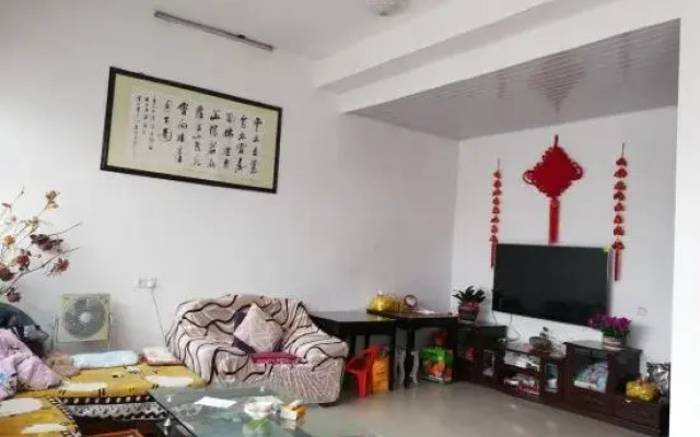 Zhanlaoshi Hostel
