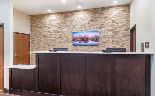 Comfort Inn & Suites Harrisburg - Hershey West