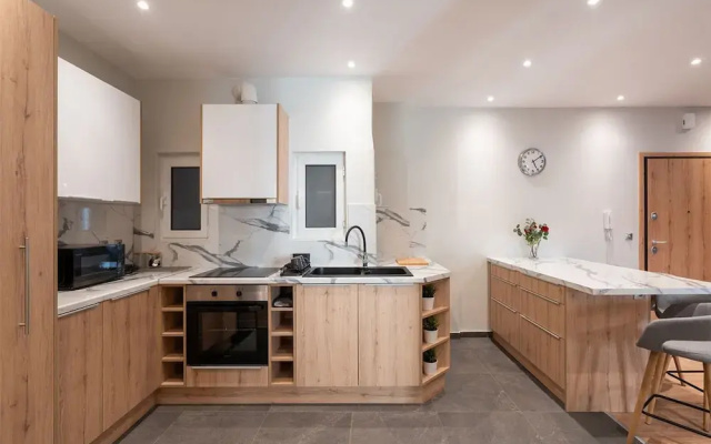 LIV - Cozy Urban Apartment in Pagrati