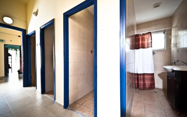 Hayarkon Hostel