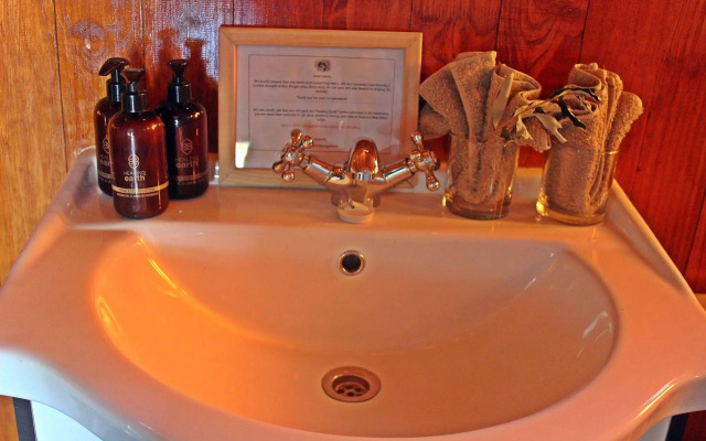 Roamers Rest Safari Lodge