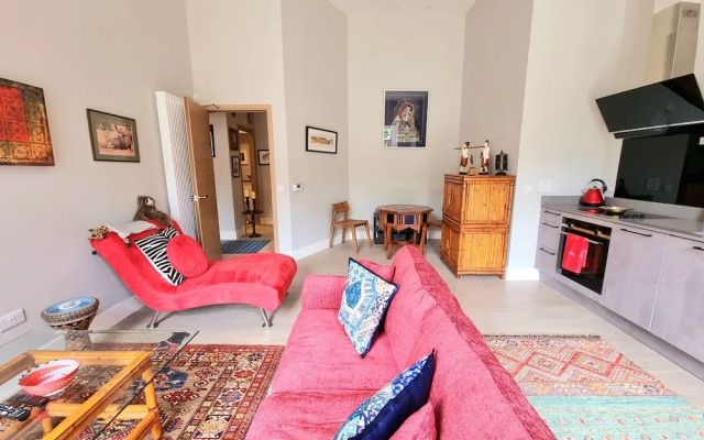 Unique Victorian Apartment in Edinburgh