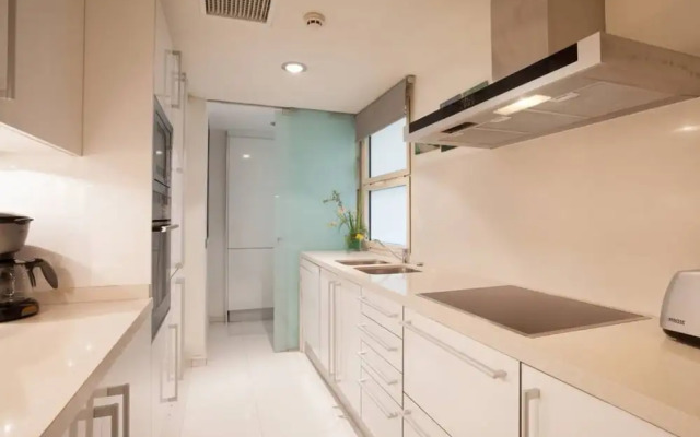 Akira Flats Plaza Catalunya