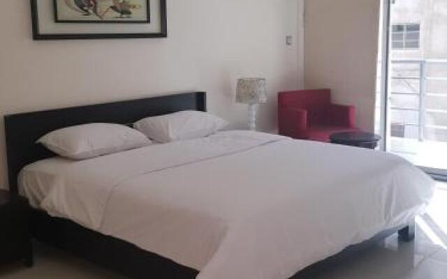 Almoayyed Suites