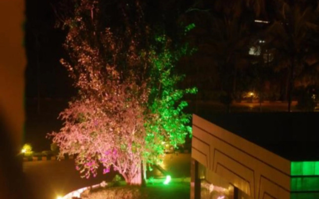 Hotel Naveen Lakeside