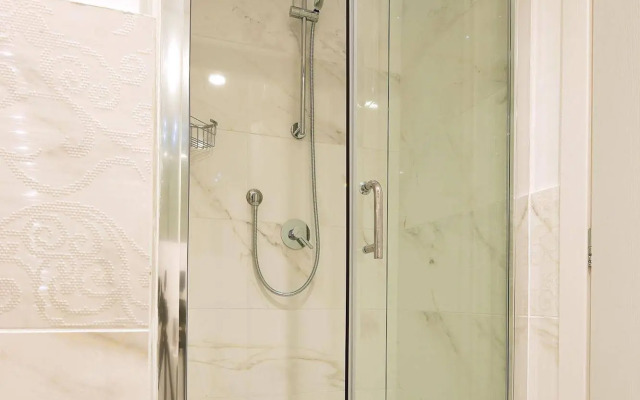 Tullia e Prisca Relais