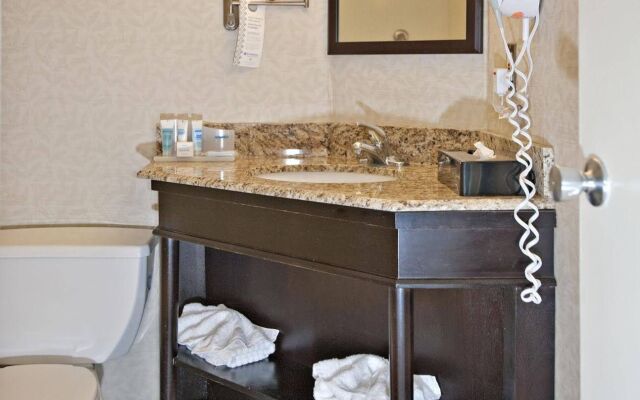 Exton Hotel & Conference Center