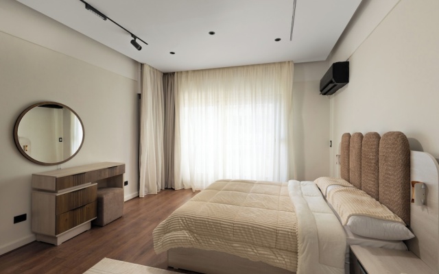 ELITE Premium 4BR Nilefront Apartment