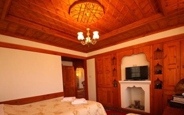 Demirkapı Konak Otel
