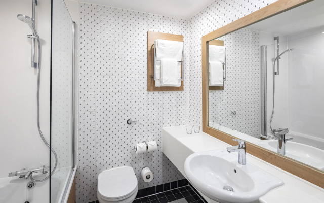 Holiday Inn Aylesbury by IHG