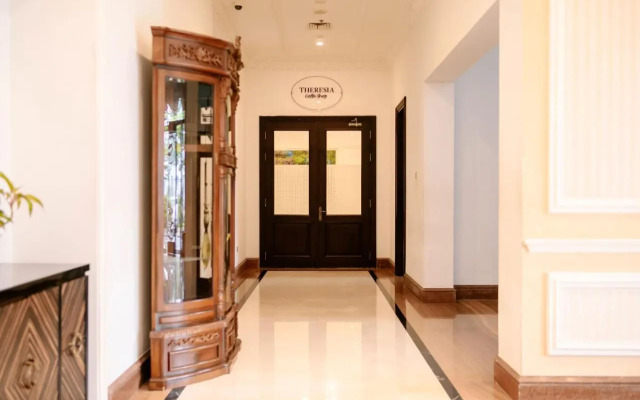 Beth Kasegaran Theresia