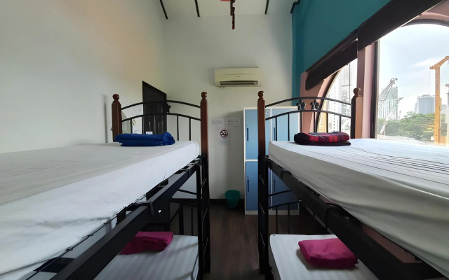 The Travel Hub Guesthouse