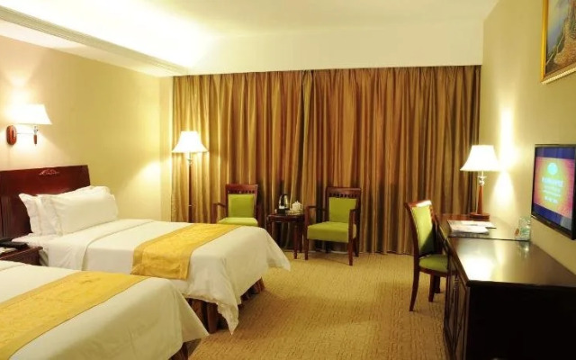 Vienna Hotel Shantou Longhu South Taishan Road