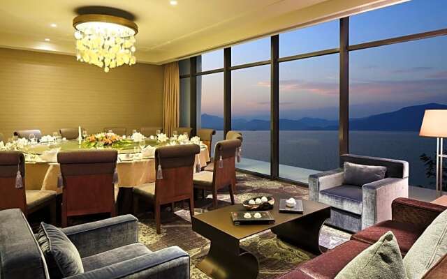 Crowne Plaza Huangshan Taiping Lake
