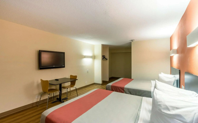 Motel 6 New Brunswick